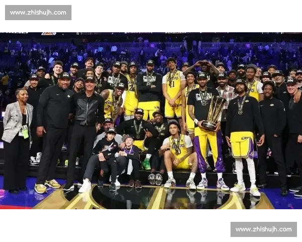湖人再战热火焦点对决巨星碰撞引爆NBA赛场今夜巅峰之战万众瞩目