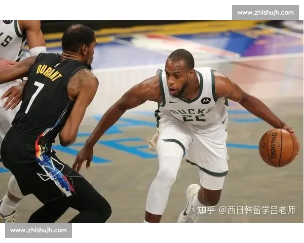 篮网鏖战雄鹿全程回顾:关键时刻与球星表现解析